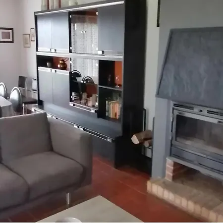 Les Hirondelle For 8 Persons Holiday home