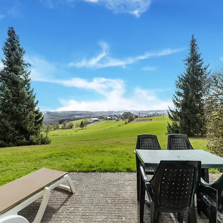 Vakantiehuis Les Hirondelle For 8 Persons Bièvre