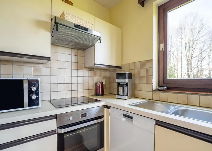 Les Hirondelle For 8 Persons Holiday home Bievre