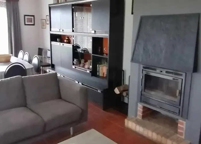 Les Hirondelle For 8 Persons Hébergement de vacances