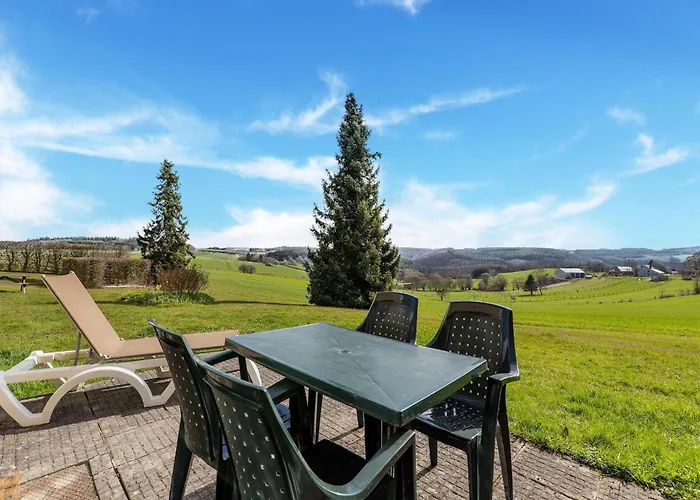 Les Hirondelle For 8 Persons Hébergement de vacances *