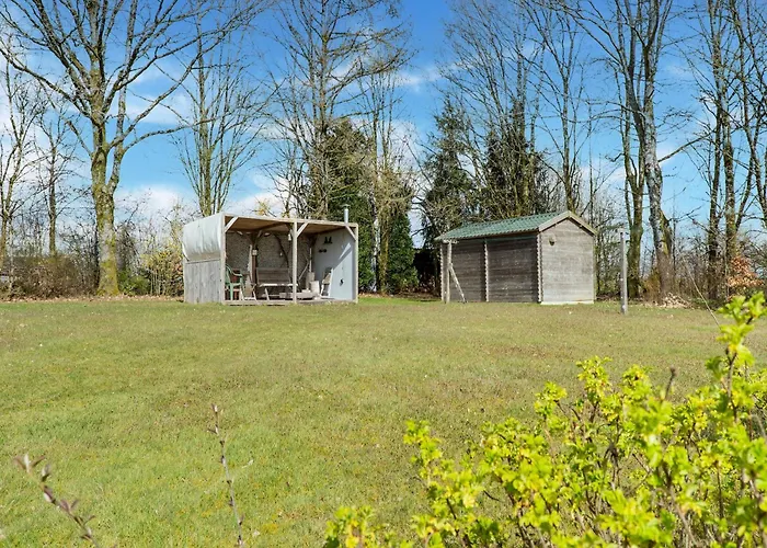 Les Hirondelle For 8 Persons Hébergement de vacances