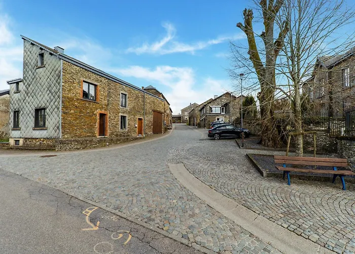 Les Hirondelle For 8 Persons Bièvre